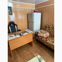 Продам Житловий будинок зі складськими приміщеннями з ділянкою для ведення фермерського г