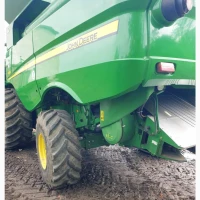 Комбайн зернозбиральний John Deere S680i американець