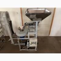 Машина для докола грецкого ореха. Выбоичная машина