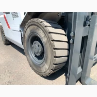 Газ-бензиновий навантажувач TCM (Nissan) з напівкабіною та пічкою, 2018 року. Модель: FGE1