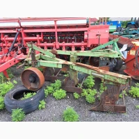 Продається вживаний трьохкорпусний плуг ПЛН-3-35