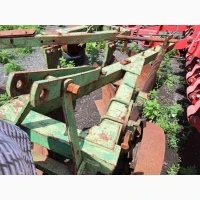 Продається вживаний трьохкорпусний плуг ПЛН-3-35