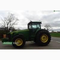 John Deere 8330