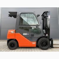 Дизельний навантажувач кара 2.5т. Toyota 02-8FDF25 кабіна