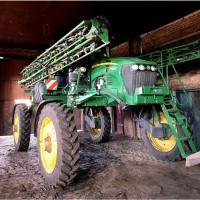 Обприскувач самохідний JOHN DEERE M4040