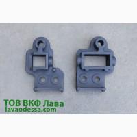 Кронштейн ПТУ 331 з квадратним отвором, литий за випалюваною моделлю