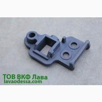 Кронштейн ПТУ 331 з квадратним отвором, литий за випалюваною моделлю