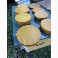 Продам 1000%натуральниц віск, без домішок зі своєї пасіки з усіма аналізами та паспортом