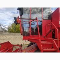 Комбайн Massey Ferguson 16