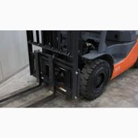 Вилковий газовий навантажувач 1.5т. Toyota 02-8FGF15 2022 року 575 мотогодин
