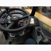 Телескопический погрузчик Caterpillar TH360
