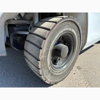 Вилочний автонавантажувач TCM, з напрацюванням 3317 м/год. Модель: FHGE20T5