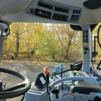 Трактор колісний New Holland T7060