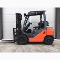Вилочный погрузчик Toyota 02-8FG25