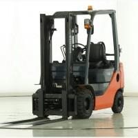 Навантажувач вилковий Toyota 1.8т. 2014 року газ+бензин