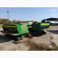 Туковые баки зерновых сеялок John Deere