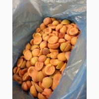 Продам абрикос половинки заморожений