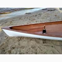 Деревянная лодка для любителей и ветеранов академической гребли