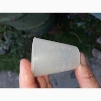 Стаканы не граненые, мерные дешево