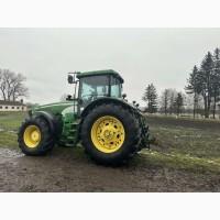 Трактор John Deere 8520