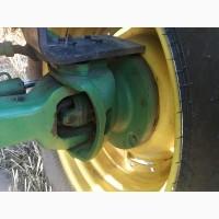 Трактор John Deere 7700