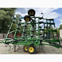 Культиватор John Deere 980 шириною 11 метрів