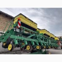 Сеялка точного высева пневматическая John Deere 1745