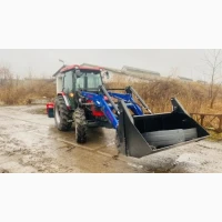 Трактор Mahindra 9500 + фронтальний навантажувач + щітка підмітальна 2 м
