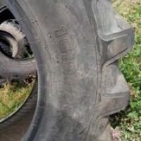 Б/у шина 16.9-28 Митас клюшка