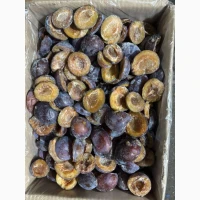 Продам заморожені сливи (половинки)