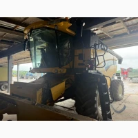 Комбайн зернозбиральний New Holland CX8080
