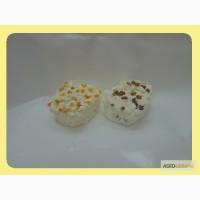 Маса творожна солодка 15,5% жирності з родзинками та курагою