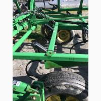 Культиватор сплошной обработки почвы John Deere 960 в наличии 2 ед
