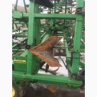 Культиватор сплошной обработки почвы John Deere 960 в наличии 2 ед