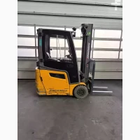 Jungheinrich EFG 215 Triplex