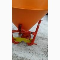 Розкидач міндобрив, разбрасыватель удобрений Strumyk/Jar-met