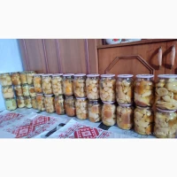 Мариновані білі гриби з Карпат