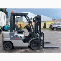 Навантажувач вилковий 2.5т. кара Nissan FG25 газ бензин позиціонер вил