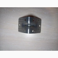 Кутник універсальний оцинкований з ребром жорсткості 145×145×95 (2, 5 мм)