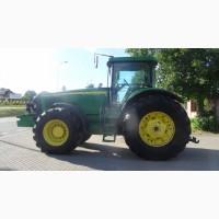 John Deere 8420
